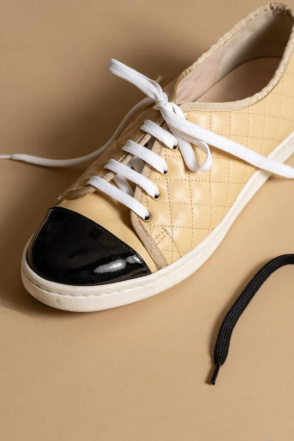 PAUL MAYER - SAMBA LACE UP SNEAKER