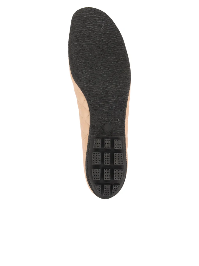 PAUL MAYER - COZY QUILTED LEATHER BALLET FLAT - SIZE 6 - BEIGE