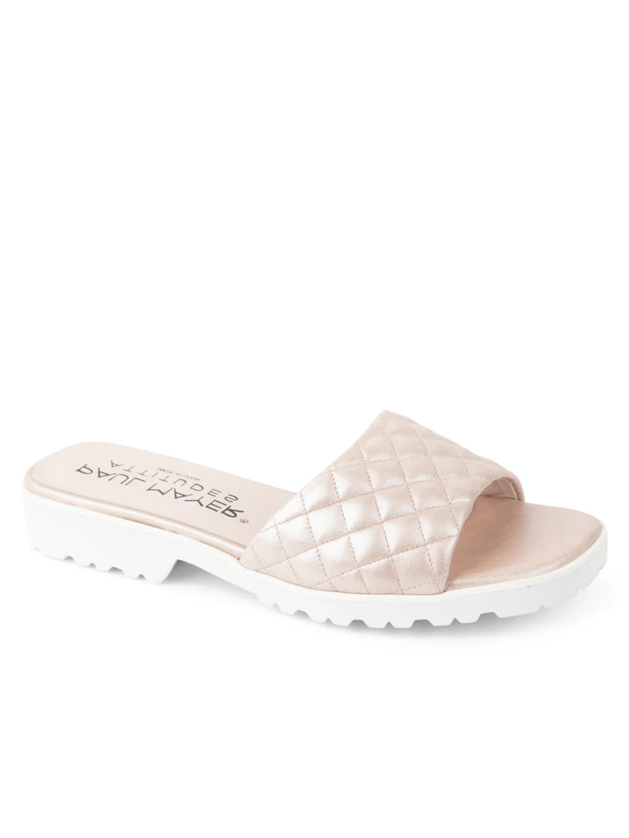 PAUL MAYER - PARK QUILTED LUG SOLE SANDAL - SIZE 8.5 - METALLIC PEARL