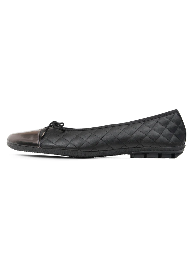 PAUL MAYER - COZY QUILTED LEATHER BALLET FLAT