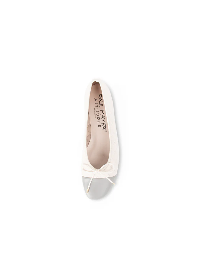 PAUL MAYER - COZY LUG SOLE BALLET - SIZE 6 - SILVER/IVORY
