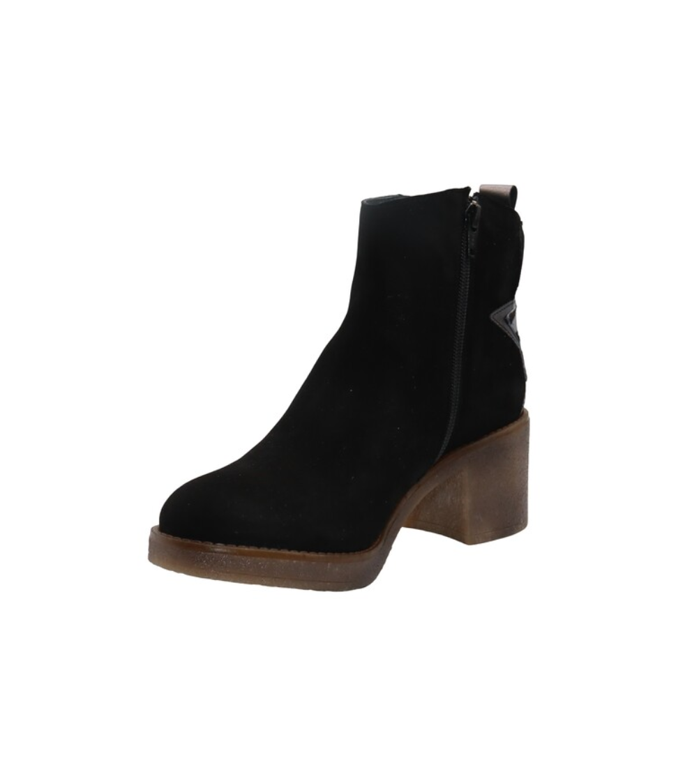 Eric Michael Perlima in black nubuck — view 5