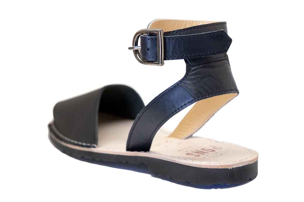 Pons Classic Strap, Black, gallery view 2