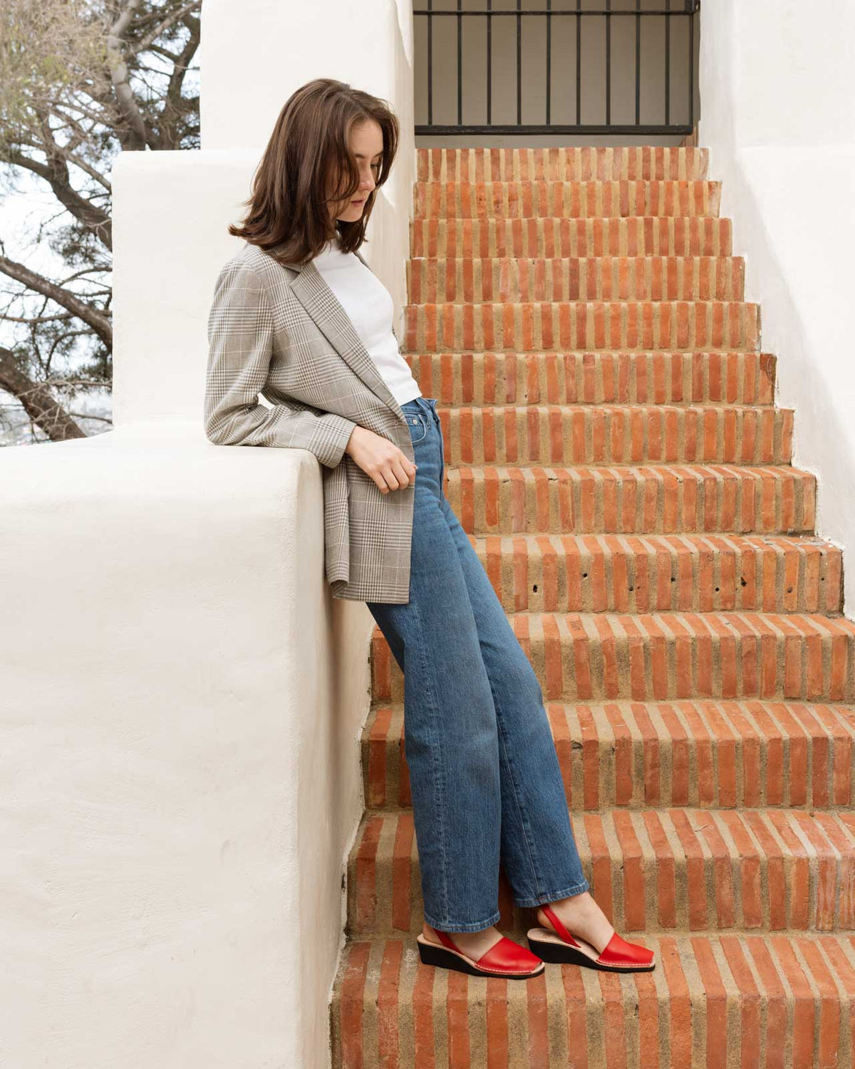 Pons Wedge, Red, gallery view 2