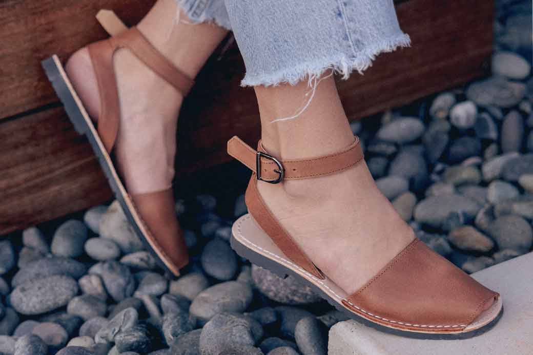 Pons Classic Strap, Brown, gallery view 4