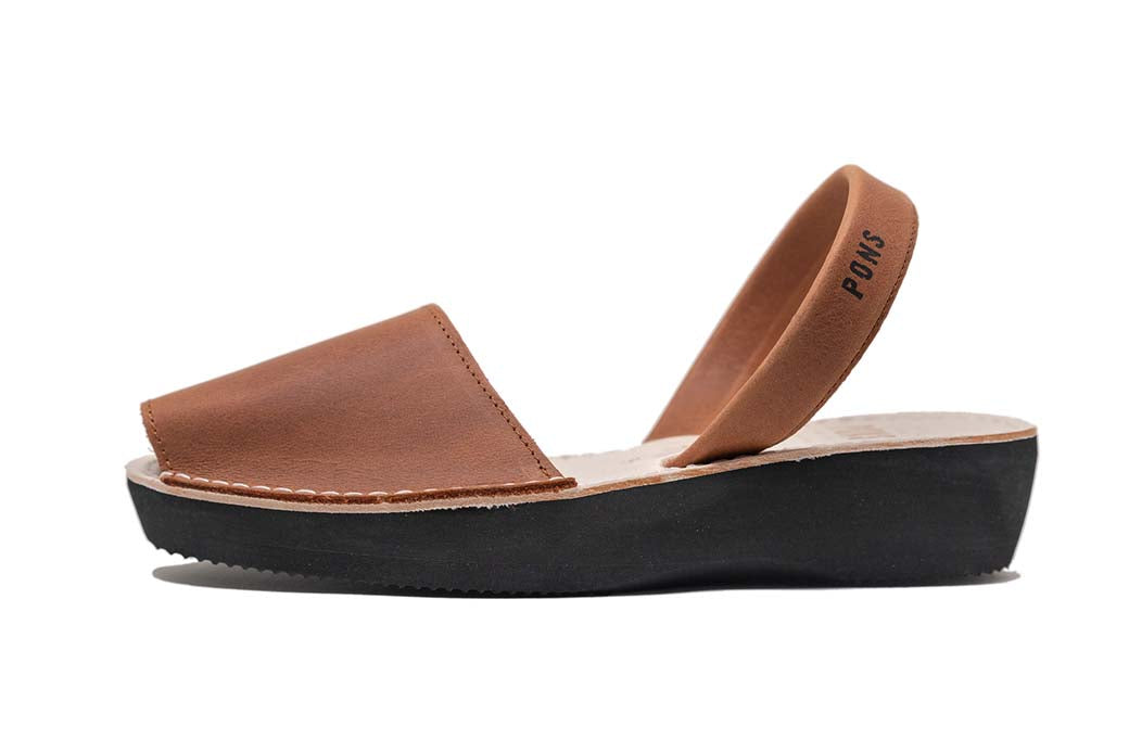 Pons Classic Platform, Brown, product view