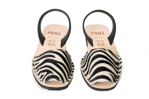 Pons Wedge Animal Prints, Zebra, gallery view 2