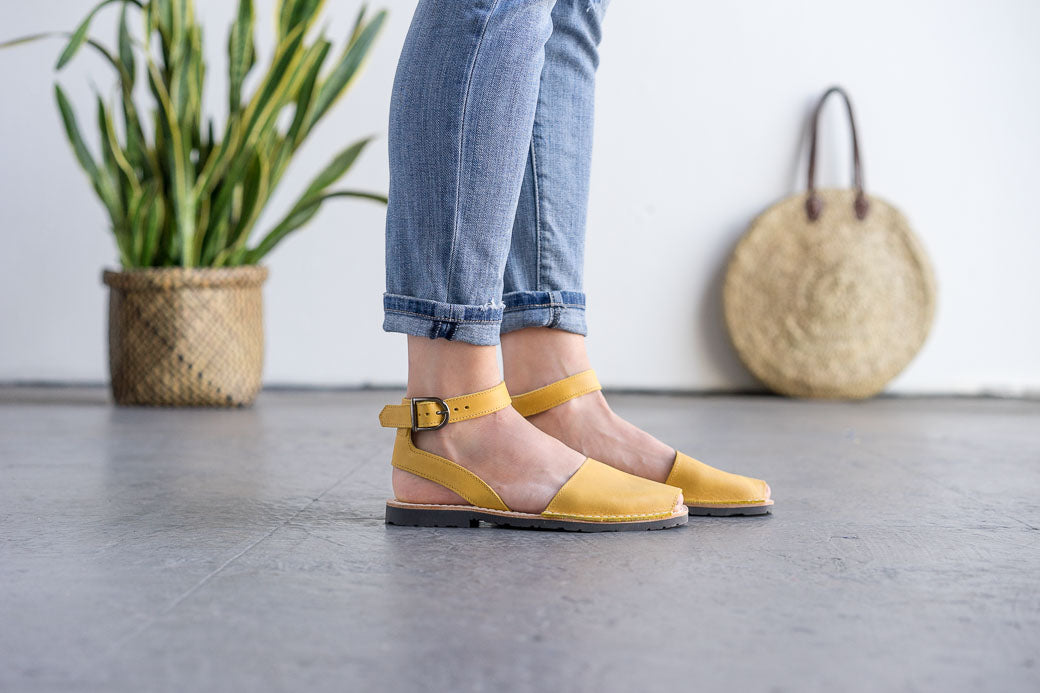 Pons Classic Strap, Saffron, gallery view 4