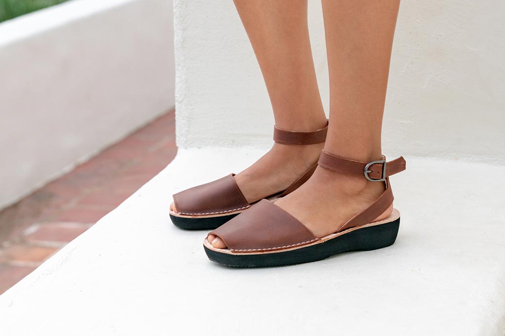 Pons Mediterranean, Brown, gallery view 4