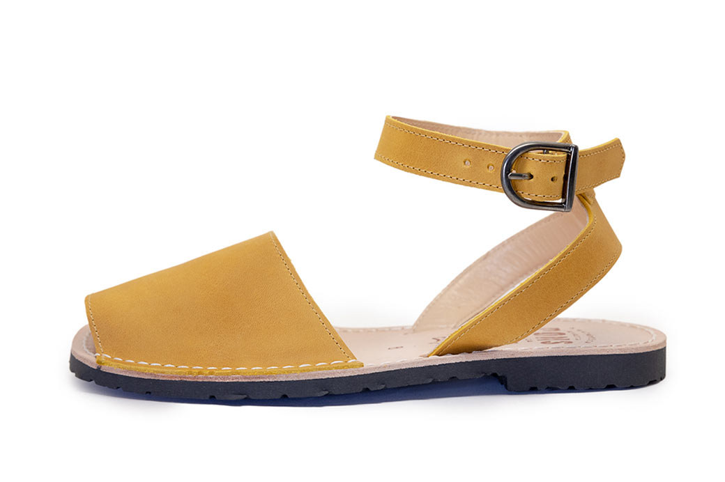 Pons Classic Strap, Saffron, product view