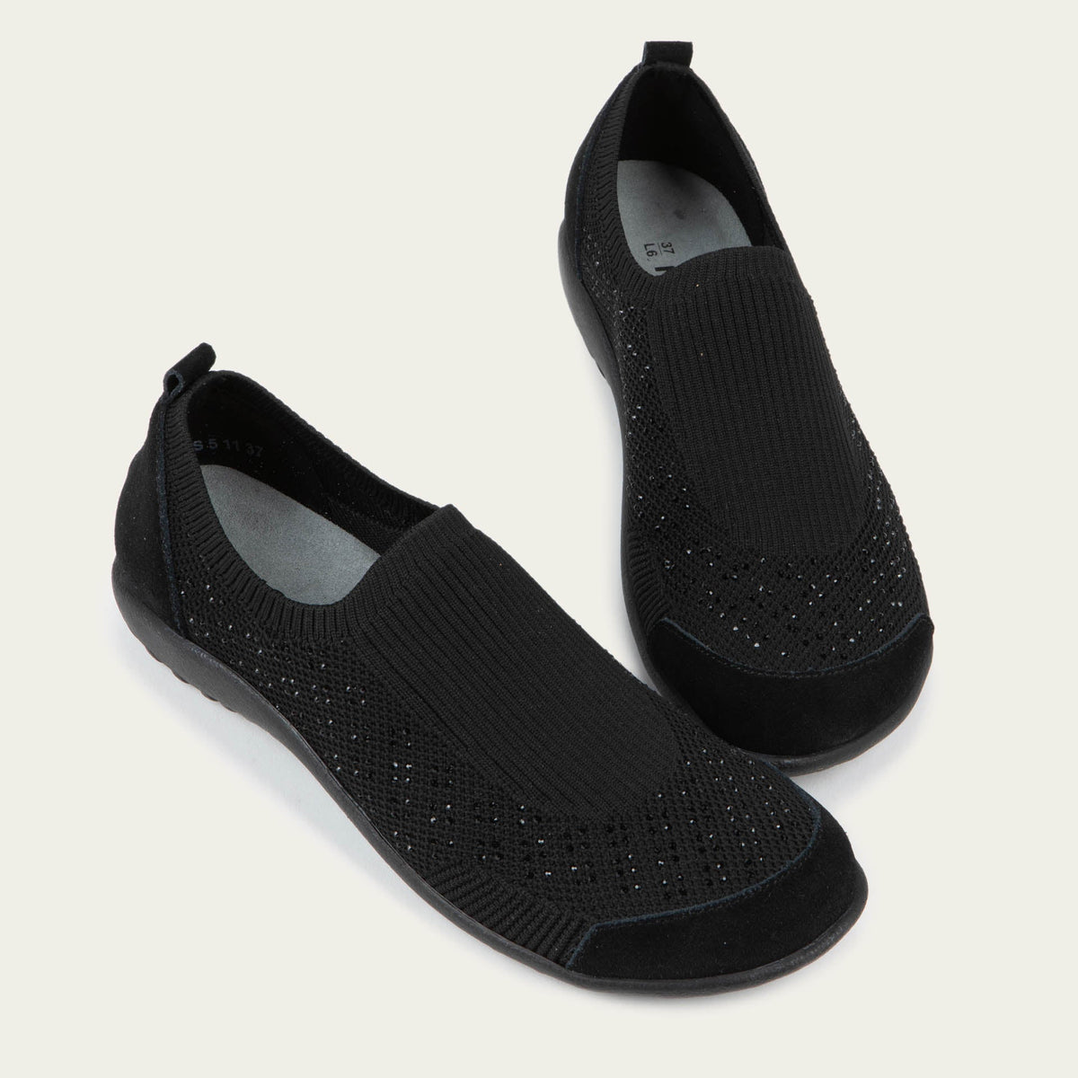 Reo in Black Knit, product view 5