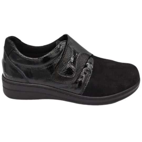 La Plume - Regina Women’s Wide Toe Comfort Shoe