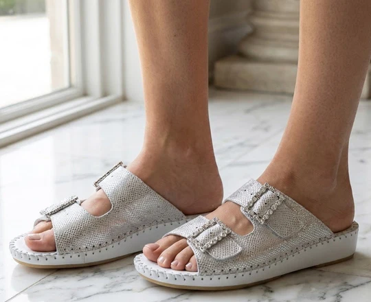 La Plume - Jen Rhinestone Leather Slide