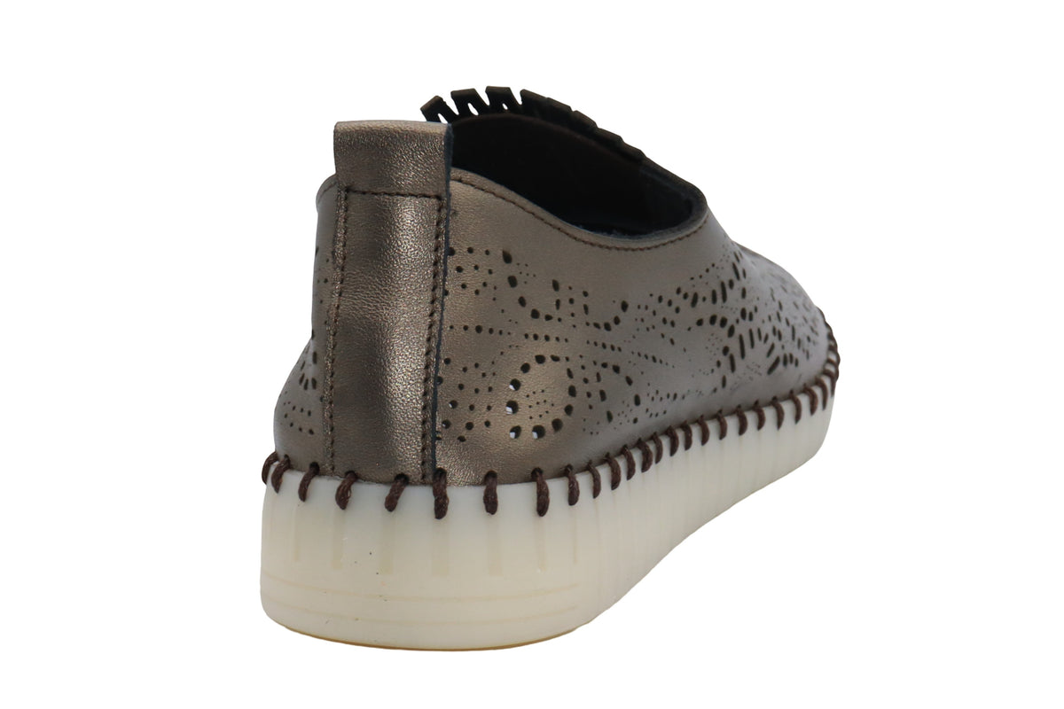 Eric Michael Stella in pewter — view 7