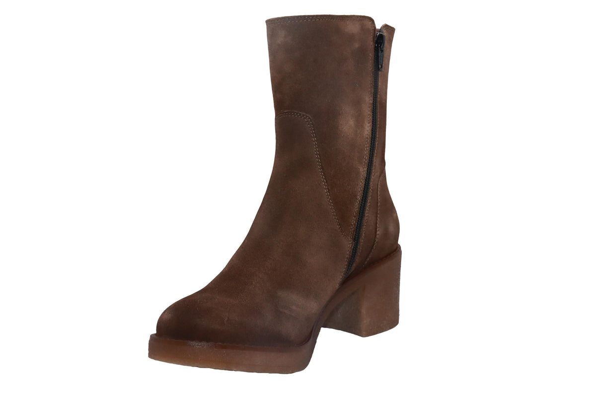 Eric Michael Tigra in Brown — view 6