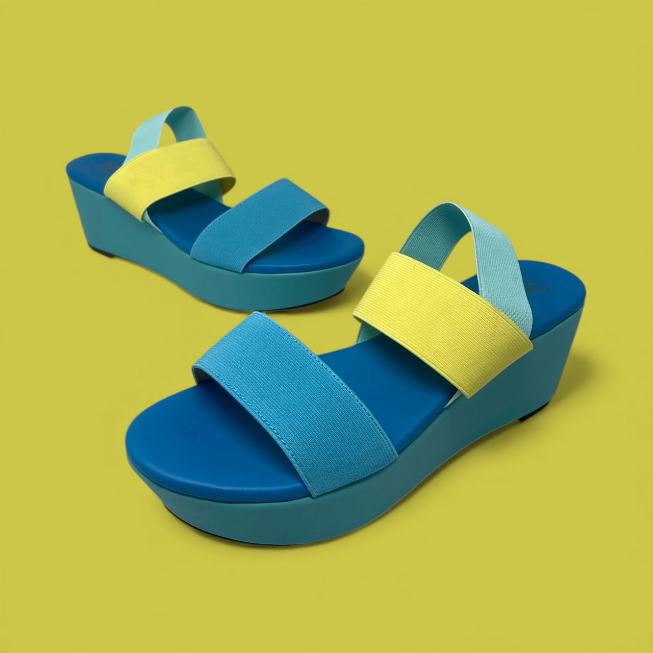 FRENCH COMFORT - LIZ - SIZE 8.5 - LIGHT BLUE