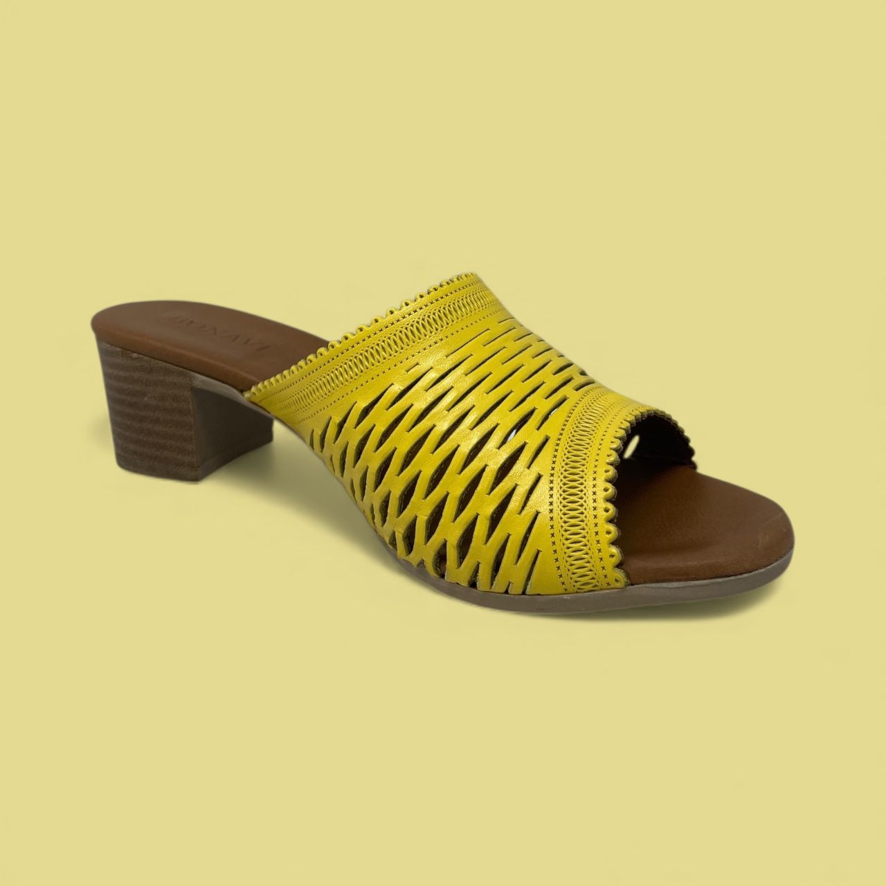 BONAVI - SONIA - SIZE 41 - YELLOW
