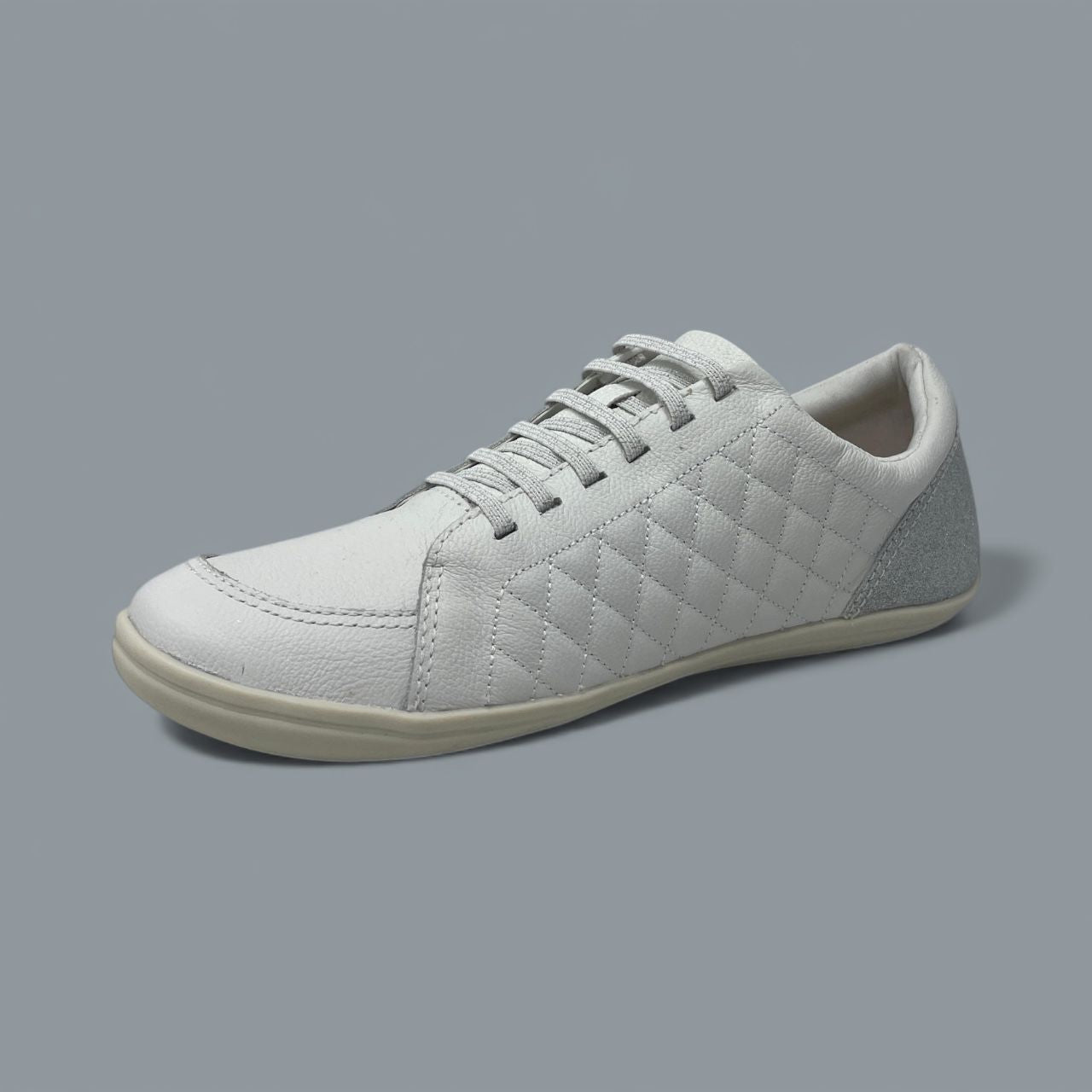 BOTTERO - QUILTED COURT SNEAKER - SIZE 11 - WHITE/SILVER
