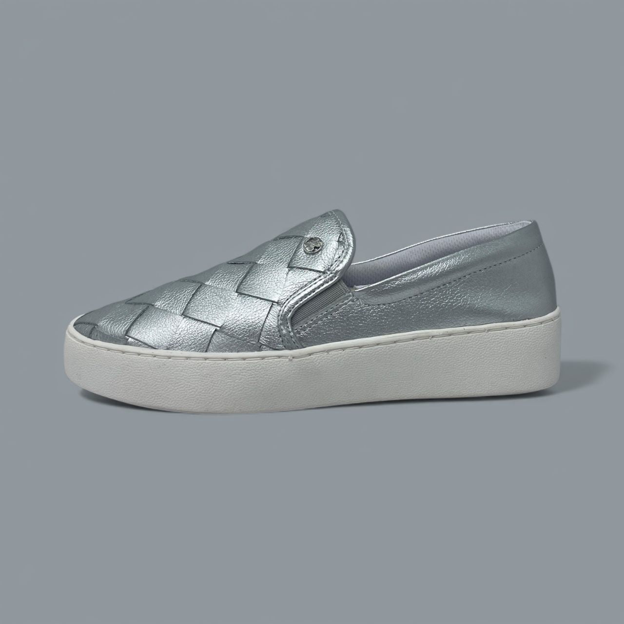 BOTTERO - METALLIC WEAVE SLIP-ON - SIZE 6 - SILVER/WHITE
