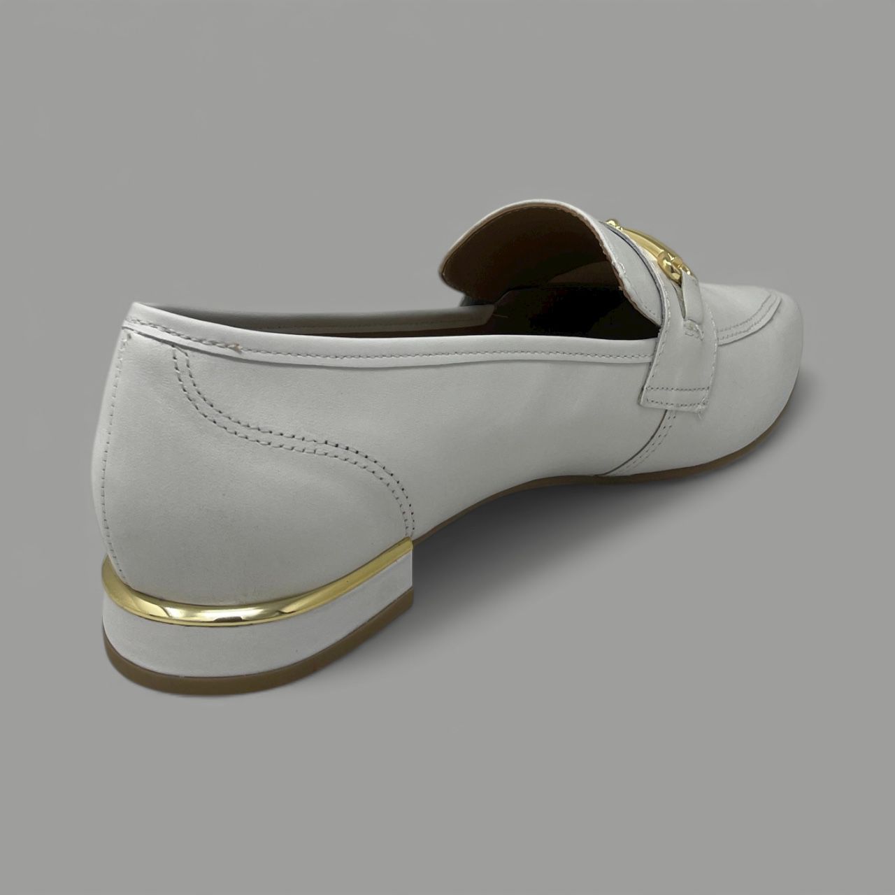 VERAFATTO - CHAIN LOAFER - SIZE 8 - WHITE