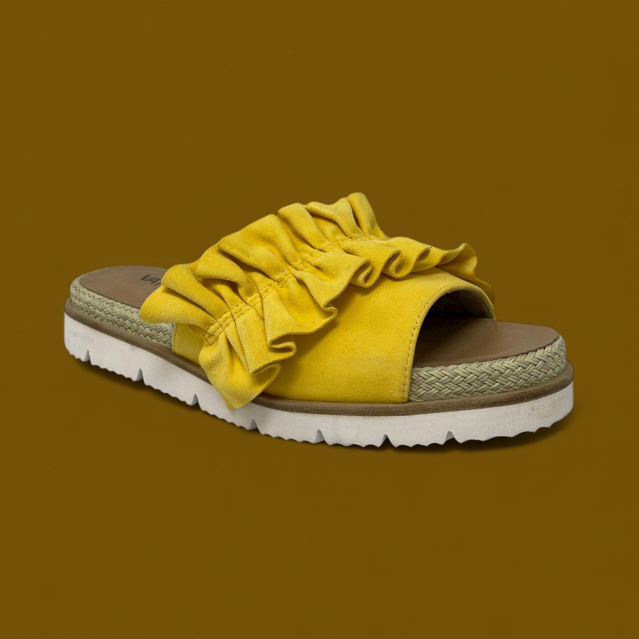VANELI - YELLOW RUFFLE PLATFORM SLIDE - SIZE 8 - YELLOW