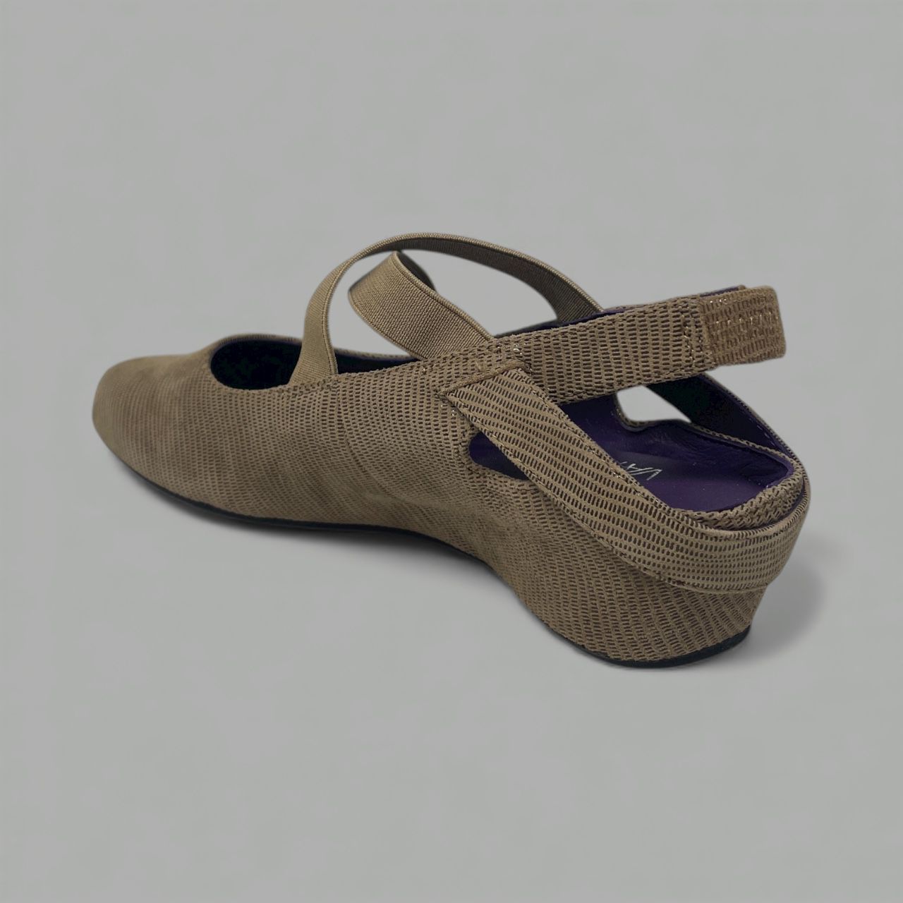 VANELI MARJORY  - LIZARD-PRINT SLINGBACK WEDGE - SIZE  7.5 - TAUPE