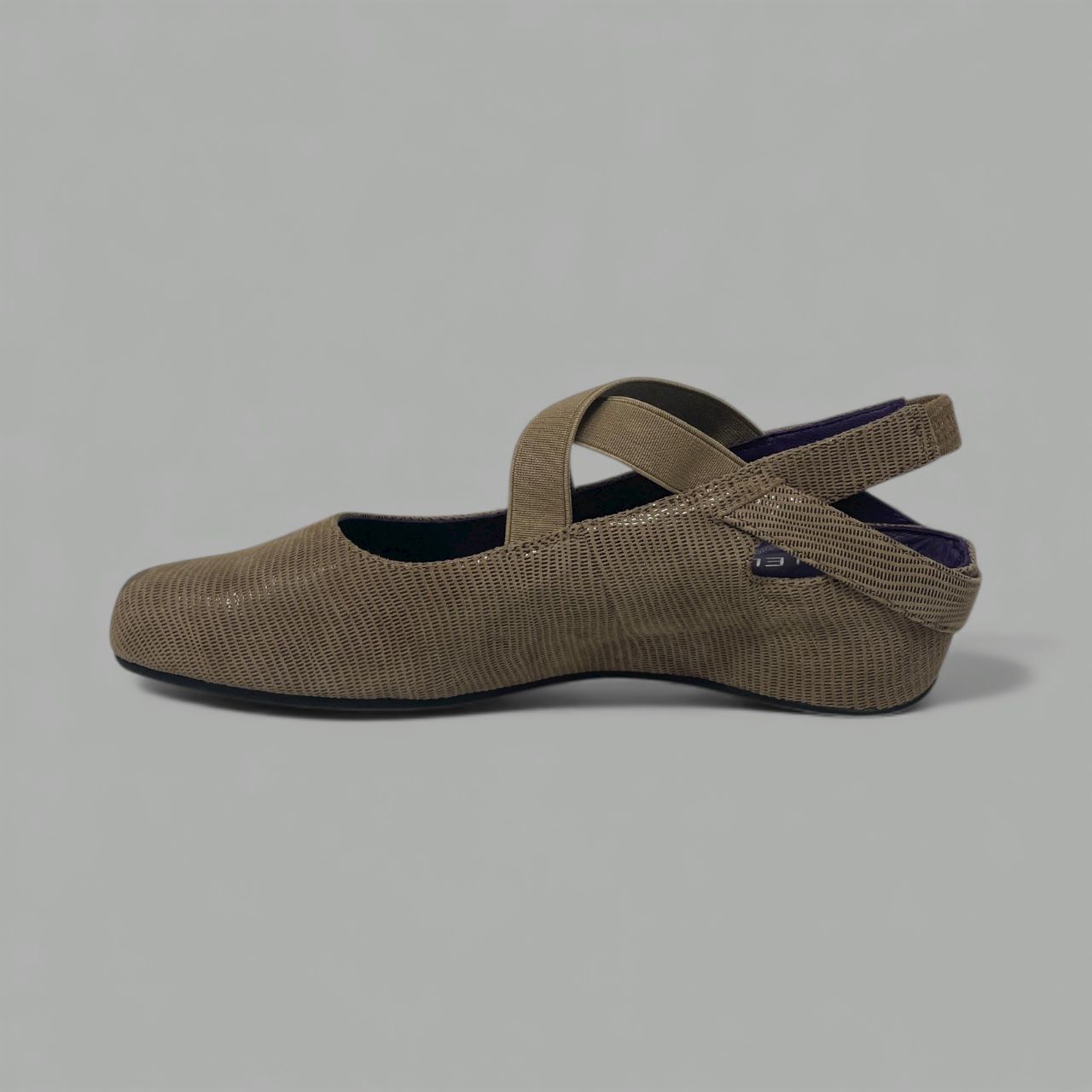 VANELI MARJORY  - LIZARD-PRINT SLINGBACK WEDGE - SIZE  7.5 - TAUPE