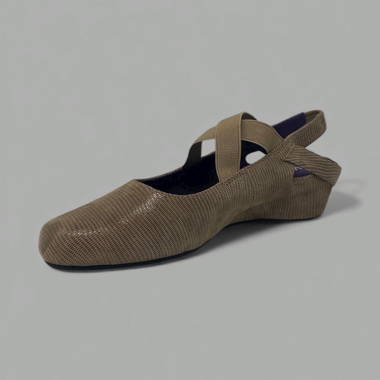 VANELI MARJORY  - LIZARD-PRINT SLINGBACK WEDGE - SIZE  7.5 - TAUPE
