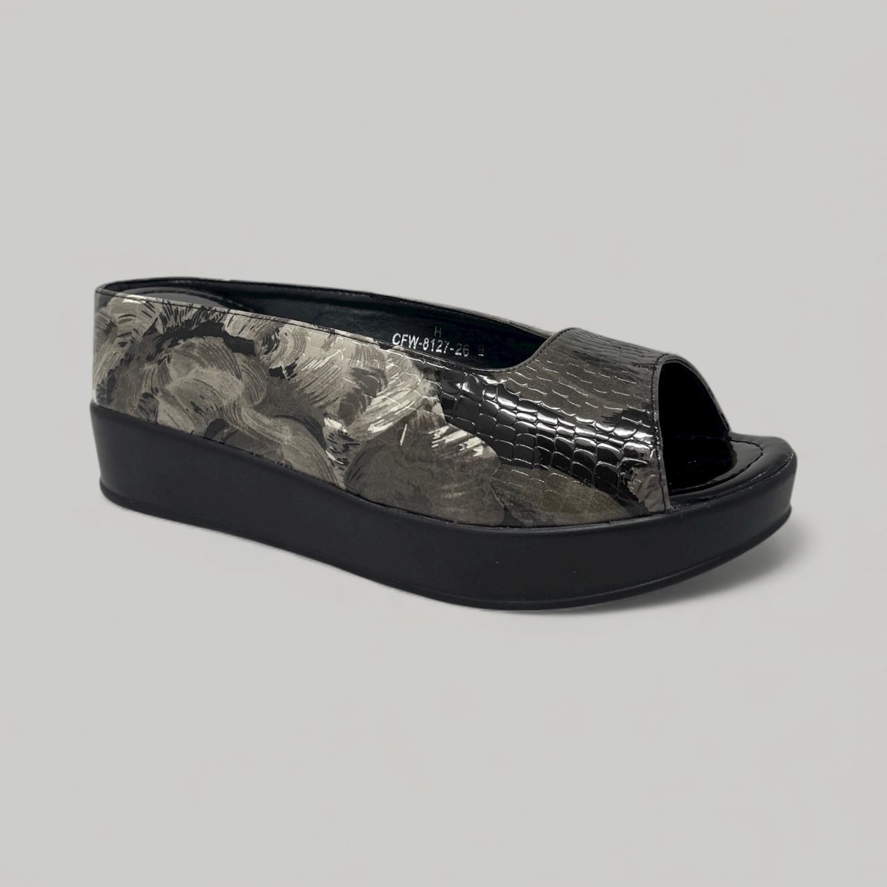 HELEN'S HEART – METALLIC PLATFORM SLIDE - SIZE 9 - PEWTER METALLIC