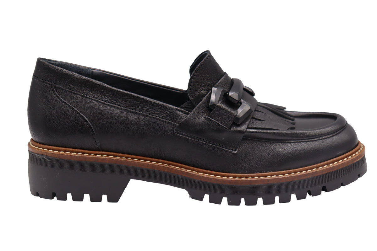 Eric Michael Whisper leather chunky lug sole loafer in Black — view 4