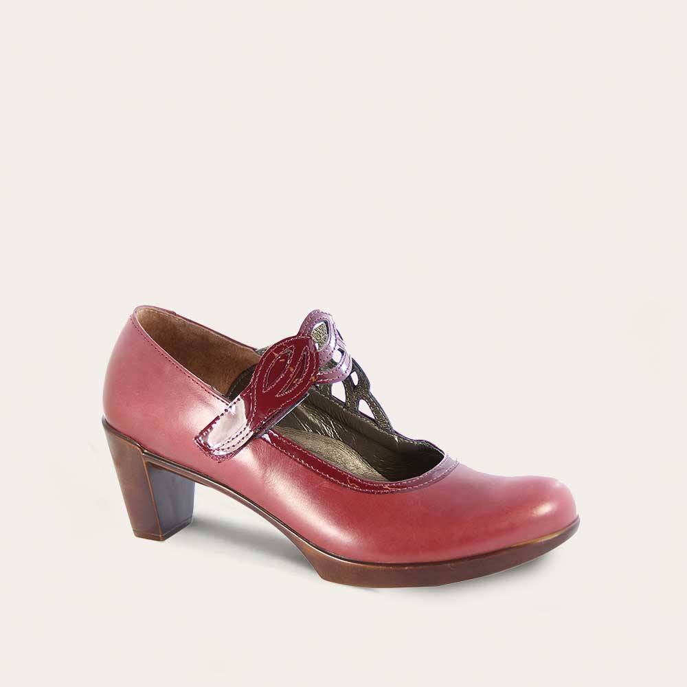 Luma in Rumba Red, product view 1